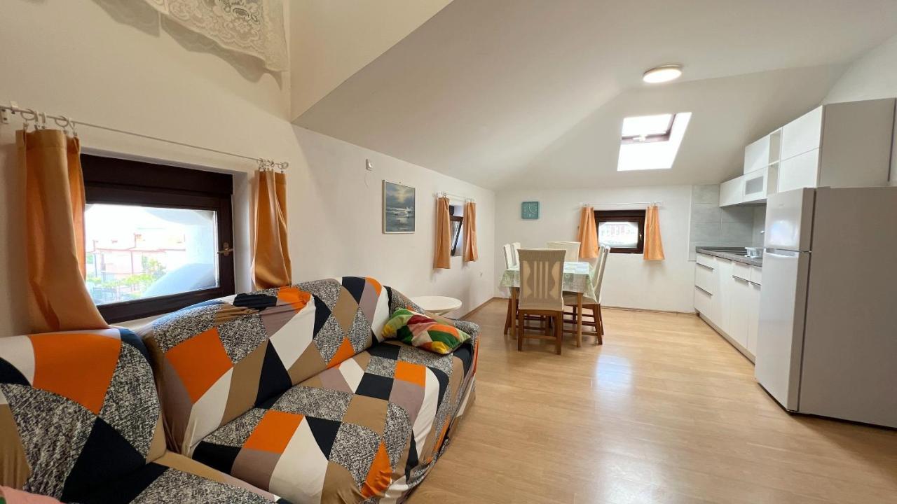 ❷⓿❷❸ Apartment Dolphin Izola Exterior foto